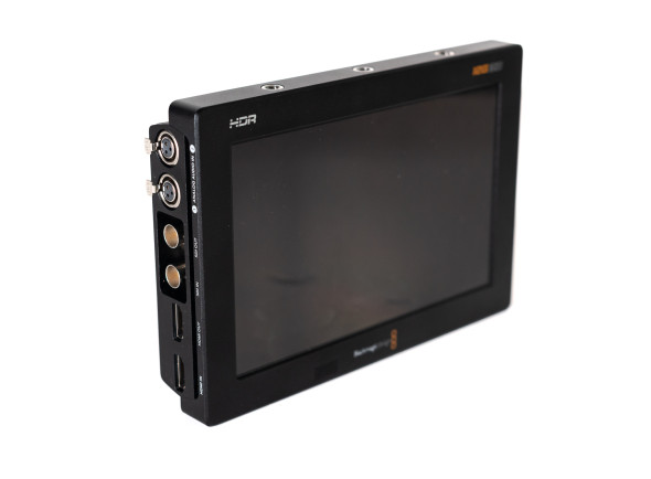 blackmagic-design-video-assist-7_691b2c2bbbb4f.jpg