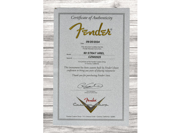 fender-custom-shop-1960-stratocaster-heavy-relic-rosewood-fingerboard-aged-black-over-3-colour-sunburst_68f7a2f94d580.jpg