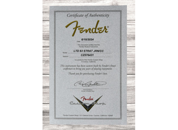 fender-custom-shop-limited-edition-63-stratocaster-journeyman-relic-aged-fiesta-red_69aefa63adcaa.jpg