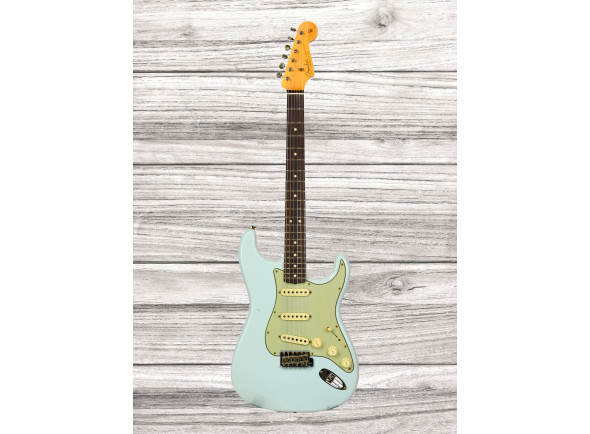 fender-custom-shop-limited-edition-63-stratocaster_68401727ec719.jpg