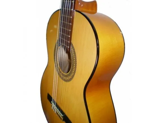 guitarra-marce-ma1fl-flamenco_55fd383e4293a.webp
